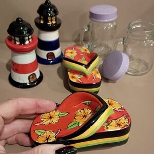 SALT &PEPPER VINTAGE CHUNKY SANDALS, LIGHTHOUSES MADON JARS BEACHY THEME